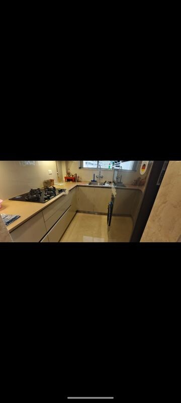 Team Area in 2 BHK Apartment at Haware Amara, Vikhroli East – for Rent