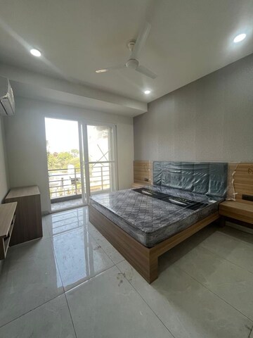 Bedroom in 1 RK Builder Floor at Sushant Lok 2, Sector 57 – for Rent