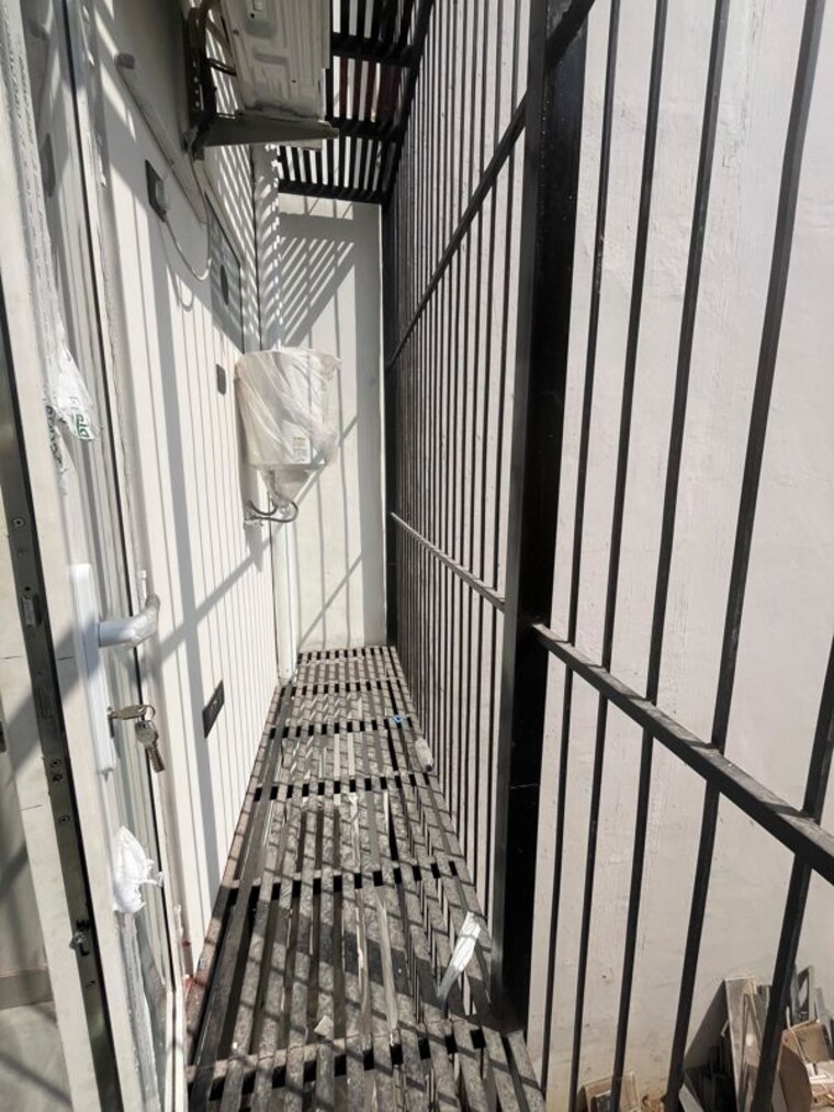 Balcony, sushant-lok-2 1 RK 250 Sq.Ft. Builder Floor In Sector 57 Gurgaon 10024009