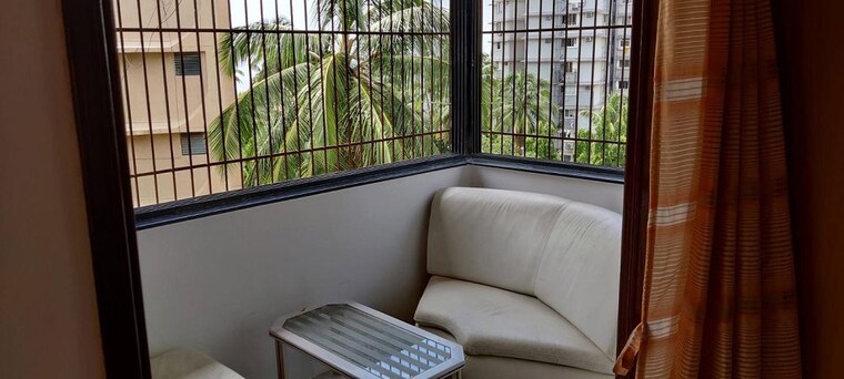 Balcony, bandra west 2 Bedroom 700 Sq.Ft. Apartment In Bandra West Mumbai 10023987