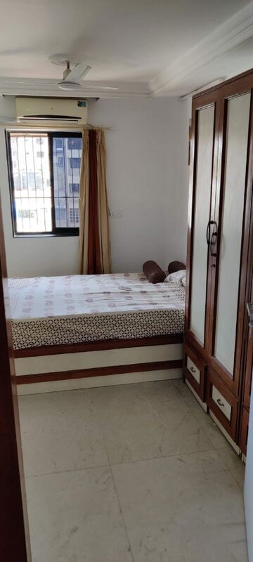 Bedroom in 2 BHK Apartment at Bandra West – for Rent