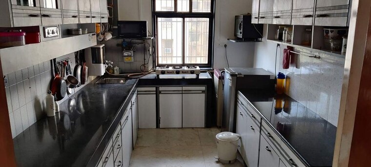 Kitchen, bandra west 2 Bedroom 700 Sq.Ft. Apartment In Bandra West Mumbai 10023987