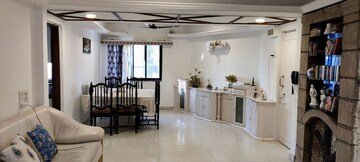 Living Room in 2 BHK Apartment at Bandra West – for Rent