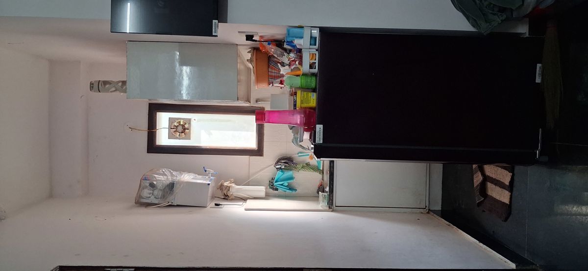 1 RkBuilder Floor For Rent in Unitech South City 1