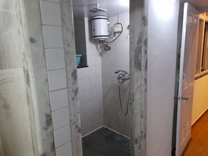 Bathroom in 1.5 BHK Villa at Dadar West – for Rent