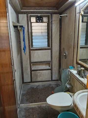 Bathroom in 2 BHK Apartment at Exclusive Apartment, Santacruz West – for Rent