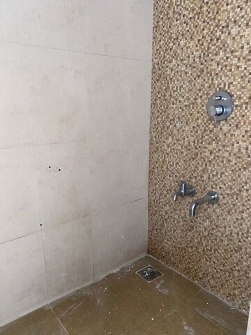 Furnished Amenities in 1 BHK Apartment at Lodha Lakeshore Greens, Dombivli East – for Rent