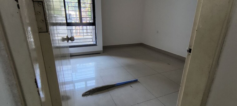 Room, nanded 2.5 Bedroom 900 Sq.Ft. Apartment In Nanded Pune 10024054