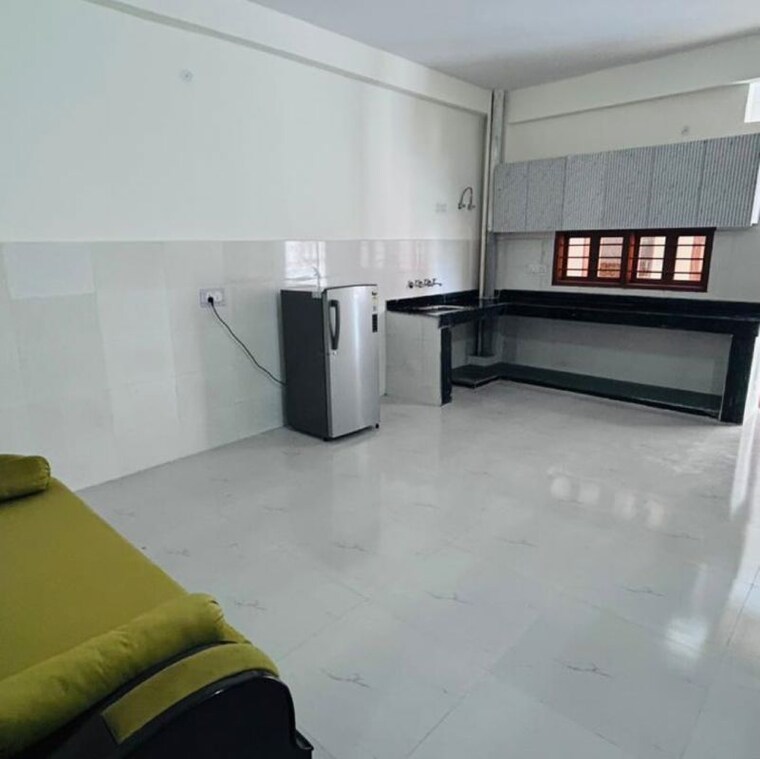Kitchen, tarc-kailasa 2 Bedroom 200 Sq.Yd. Apartment In Kirti Nagar Delhi 10024055