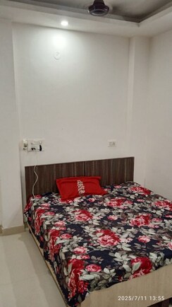 StudioBuilder Floor For Rent in Minarch Tower