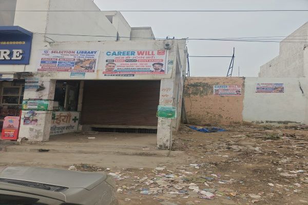 Retail Shop For Rent in Sector 2