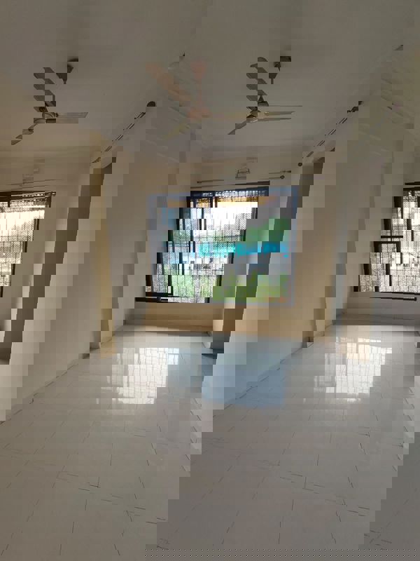 1 BHK 400 Sq.Ft. Apartment in Kanchan Pushp Society