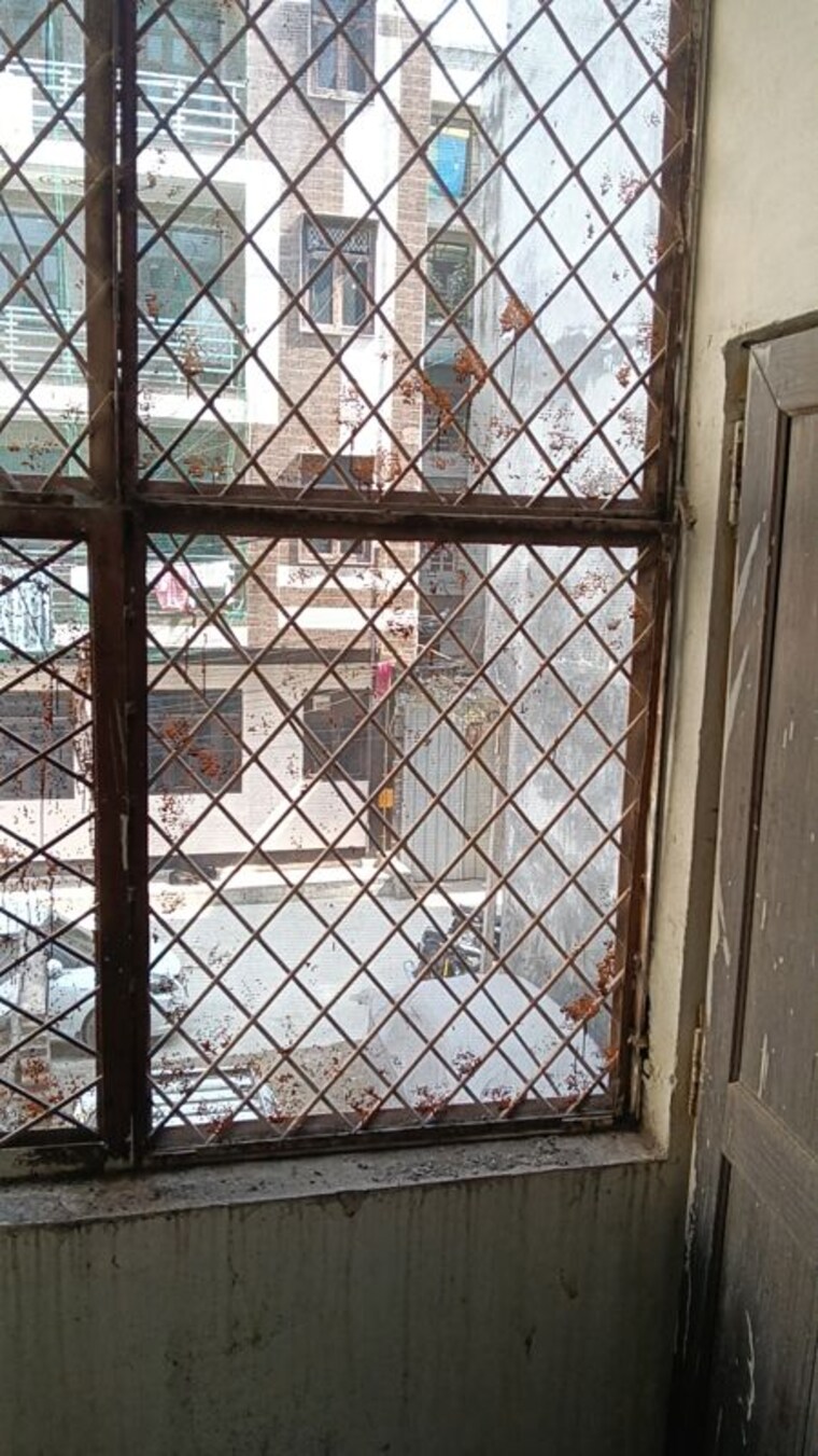 Balcony, uttam nagar 1 Bedroom 40 Sq.Mt. Builder Floor In Uttam Nagar Delhi 10024089