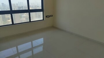 Room in 2.5 BHK Apartment at Lotus Sky Garden, Malad West – for Rent