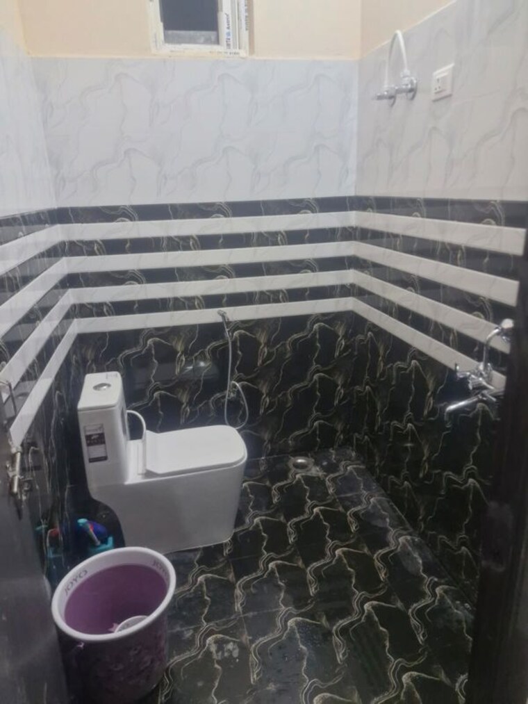 Attached Bathroom, chinhat 2 Bedroom 1200 Sq.Ft. Independent House In Chinhat Lucknow 10024177