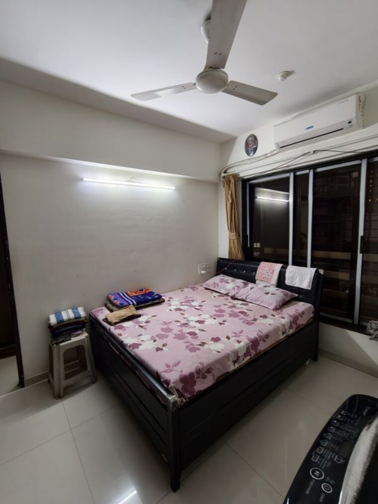 Bedroom, om-chs-kandivali 1 Bedroom 500 Sq.Ft. Apartment In Kandivali West Mumbai 10024182