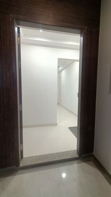 Room in 4 BHK Apartment at Kumar Princetown, Undri – for Sale