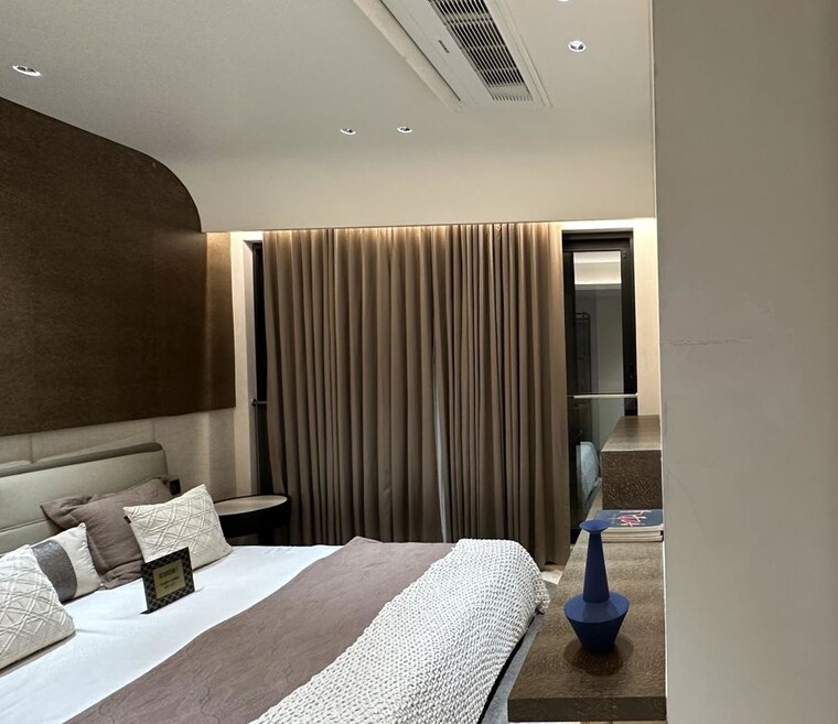Team Area, l-and-t-the-gateway 3 Bedroom 1280 Sq.Ft. Apartment In Sewri Mumbai 10024156