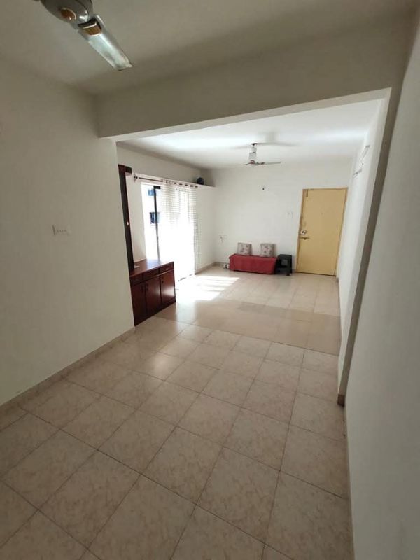 2 BHK Apartment For Rent in Goel Ganga Hill Mist Garden