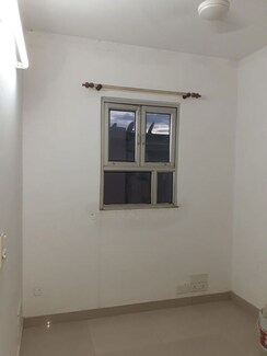 2 BHK + Pooja Room Builder Floor For Rent in Alaknanda
