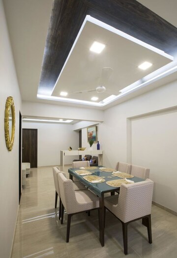 Team Area in 3 BHK Apartment at Santacruz West – for Rent