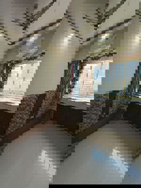 2 BHK 780 Sq.Ft. Apartment in Lokhandwala Octacrest