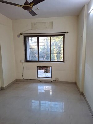 Bedroom in 2 BHK Apartment at Runwal Heights, Mulund West – for Rent