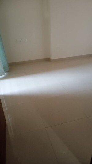 Room in 1 BHK Apartment at Nirvana Lifecity, Lohgaon – for Rent