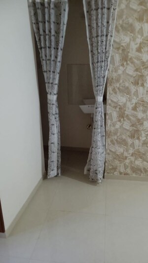 Building Lobby in 1 BHK Apartment at Nirvana Lifecity, Lohgaon – for Rent