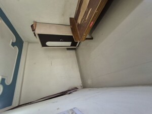 Furnished Amenities in 1.5 BHK Builder Floor at Mayur Vihar – for Rent