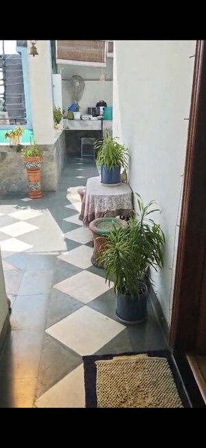 Balcony in 1 BHK Builder Floor at Alaknanda – for Rent