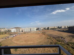 Plot Area in 1 BHK Apartment at Parklane Lifeseasons, Dhanori – for Rent