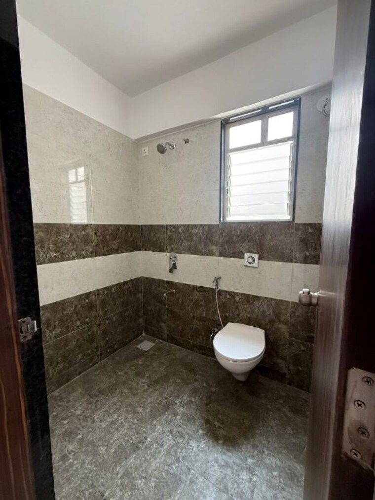 Bathroom, tathawade 2 Bedroom 665 Sq.Ft. Apartment In Tathawade Pune 10024554