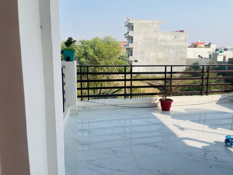 Balcony, gomti nagar 2.5 Bedroom 1400 Sq.Ft. Independent House In Gomti Nagar Lucknow 10024561