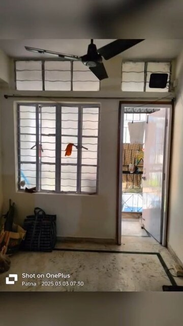 Room in 3 BHK Apartment at Kankarbagh – for Rent