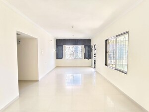Room in 2 BHK Apartment at Gagandhaj Apartment, Baner Pashan Link Road – for Rent