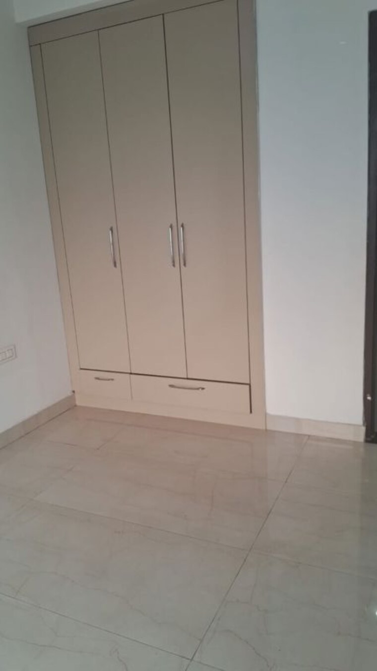 Room, shiva-motia-huys 3 Bedroom 1640 Sq.Ft. Apartment In Pir Machalla Zirakpur 10024608