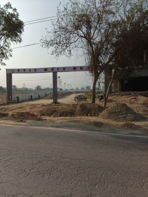  Plot For Sale in Habibpur
