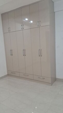 3 BHK + Pooja Room Apartment For Rent in Shiva Motia Huys