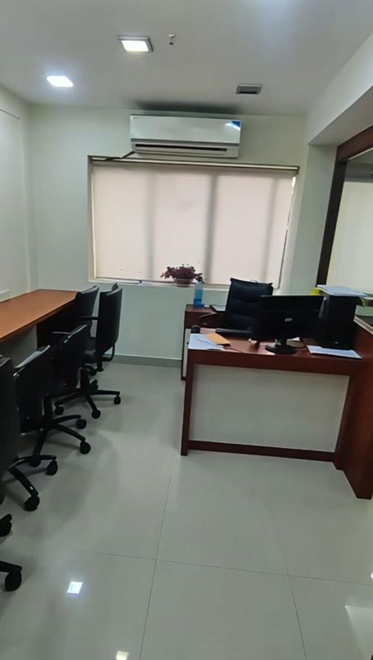 Team Area, tiretti Commercial Office Space 670 Sq.Ft. In Tiretti Kolkata 10024644
