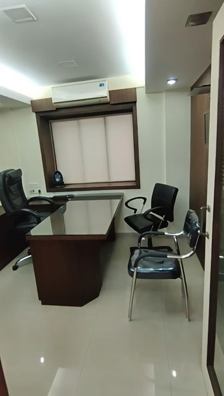 Team Area, tiretti Commercial Office Space 670 Sq.Ft. In Tiretti Kolkata 10024644