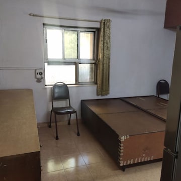 Bedroom in 2 BHK Apartment at Jai Avadhpuri CHS, Goregaon West – for Rent