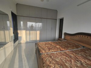 Bedroom in 2 BHK Apartment at Kalpataru Yugdharma, Malad West – for Rent