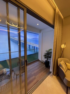 Staircase in 3 BHK Apartment at L And T The Gateway, Sewri – for Sale