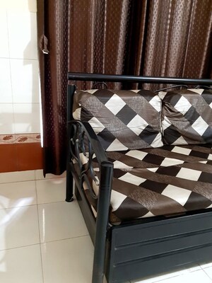 Furnished Amenities in 1 BHK Apartment at Navpada – for Rent