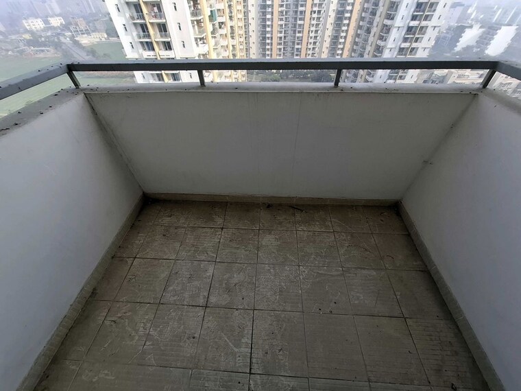 Balcony, emaar-imperial-gardens 3.5 Bedroom 1228 Sq.Ft. Apartment In Sector 102 Gurgaon 10022344