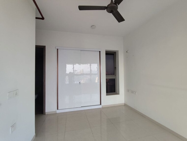 Room, kalpataru-paramount 2 Bedroom 711 Sq.Ft. Apartment In Kapur Bawdi Thane 10024798
