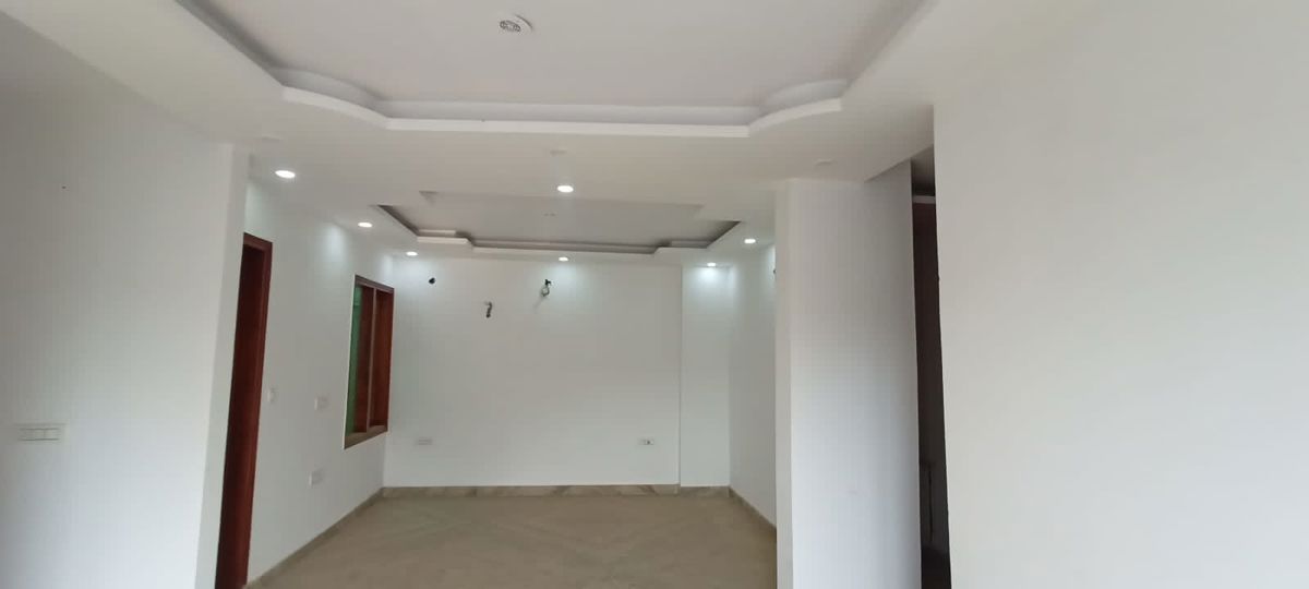 4 BHK + Pooja Room,Servant Room Builder Floor For Sale in BP Homes
