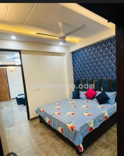 2 BHK Apartment For Rent in RWA Apartments Sector 19