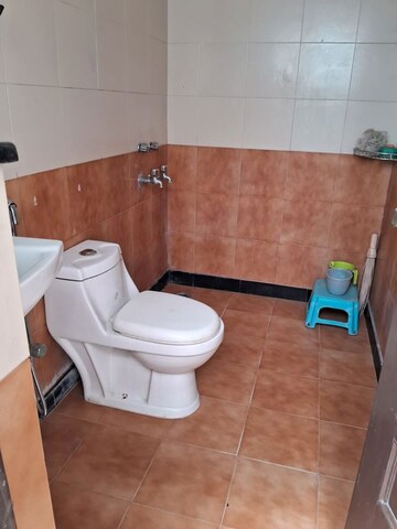 Bathroom in Studio Builder Floor at Greater Kailash I – for Rent